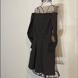 Off shoulder dress with pockets